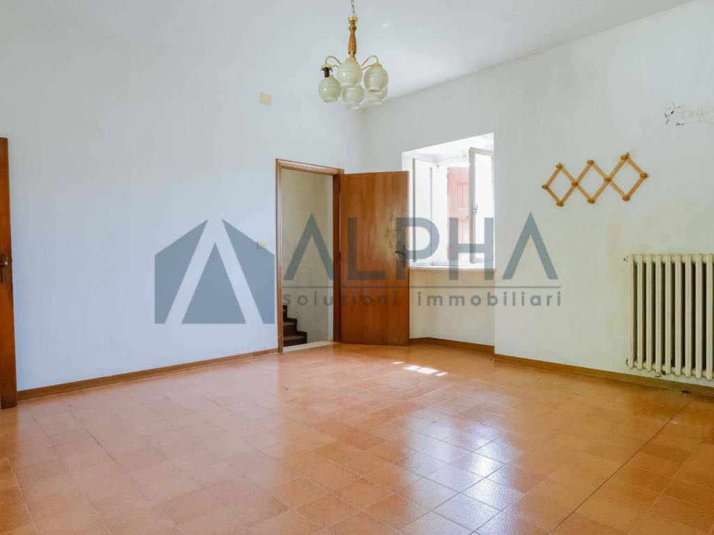 casa indipendente in vendita a Dovadola