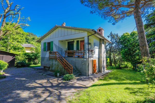 casa indipendente in vendita a Dovadola