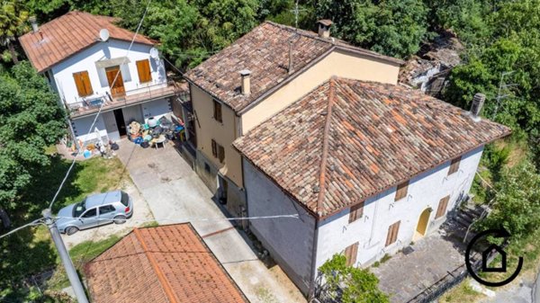 casa indipendente in vendita a Dovadola
