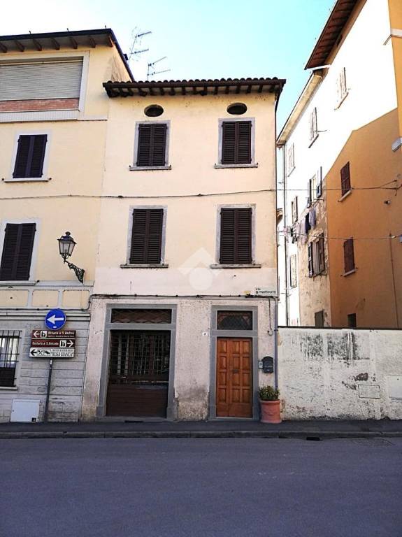 casa indipendente in vendita a Dovadola