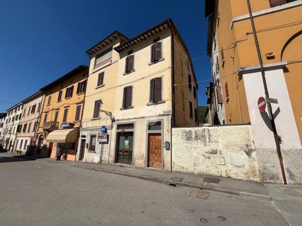 casa indipendente in vendita a Dovadola