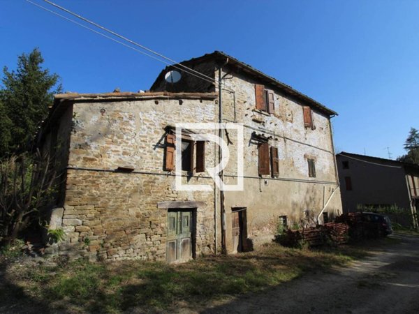 casa indipendente in vendita a Dovadola