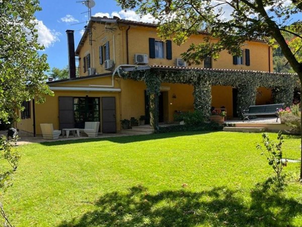 terreno agricolo in vendita a Dovadola