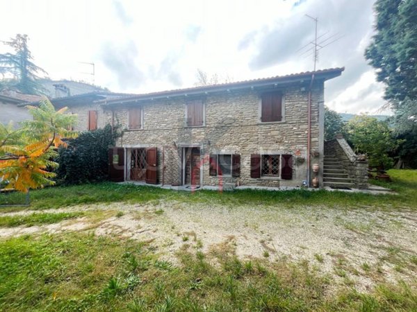 casa indipendente in vendita a Dovadola
