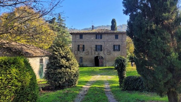 casa indipendente in vendita a Dovadola