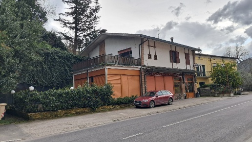 casa indipendente in vendita a Dovadola
