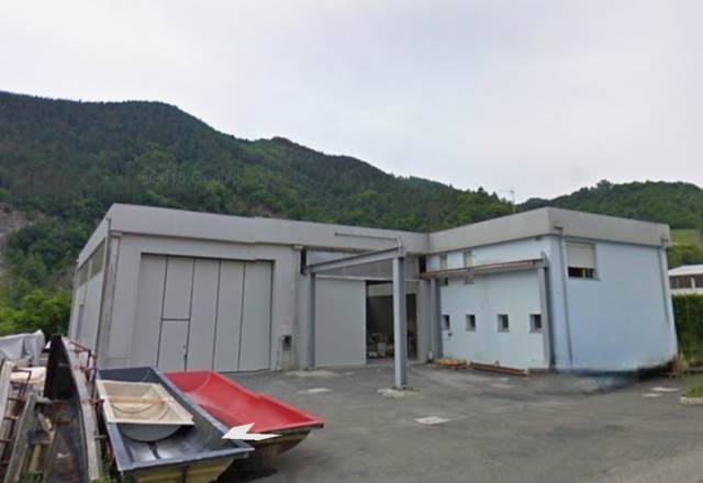 locale commerciale in vendita a Dovadola