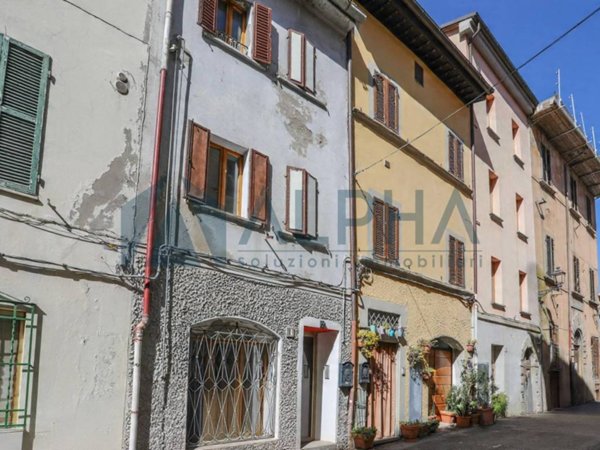casa indipendente in vendita a Dovadola