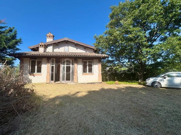 casa indipendente in vendita a Dovadola