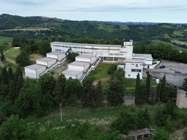 intera palazzina in vendita a Dovadola