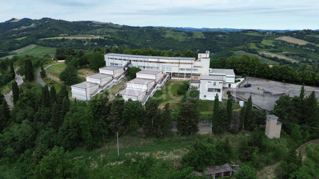 casa indipendente in vendita a Dovadola