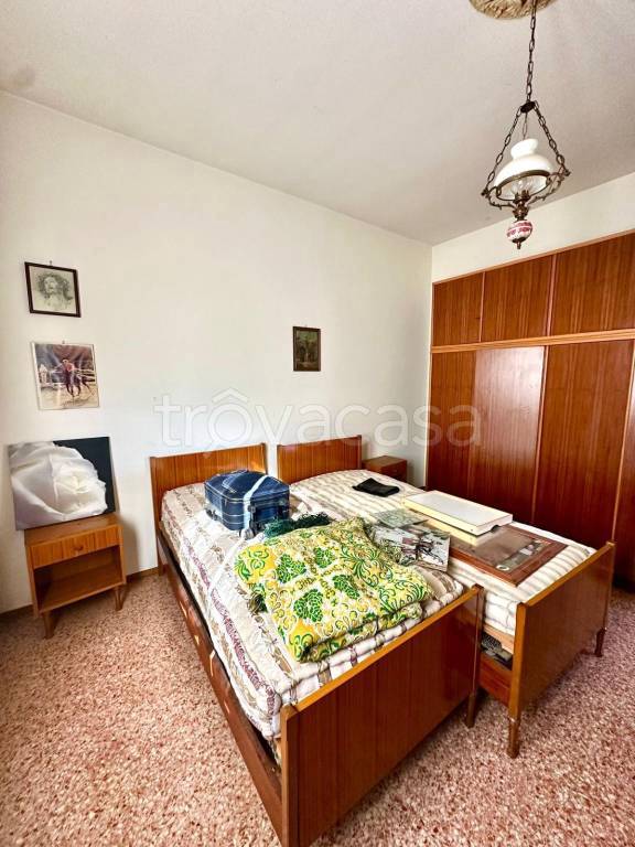 casa indipendente in vendita a Dovadola
