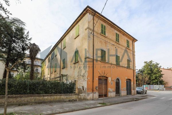negozio in vendita a Dovadola