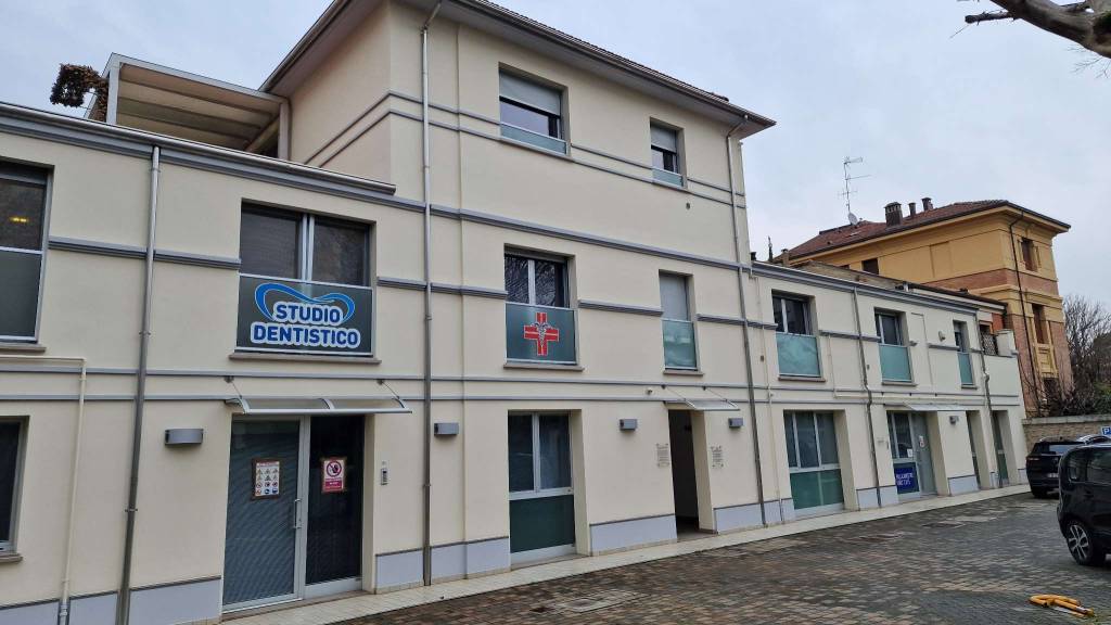 ufficio in vendita a Forlì in zona Centro Storico