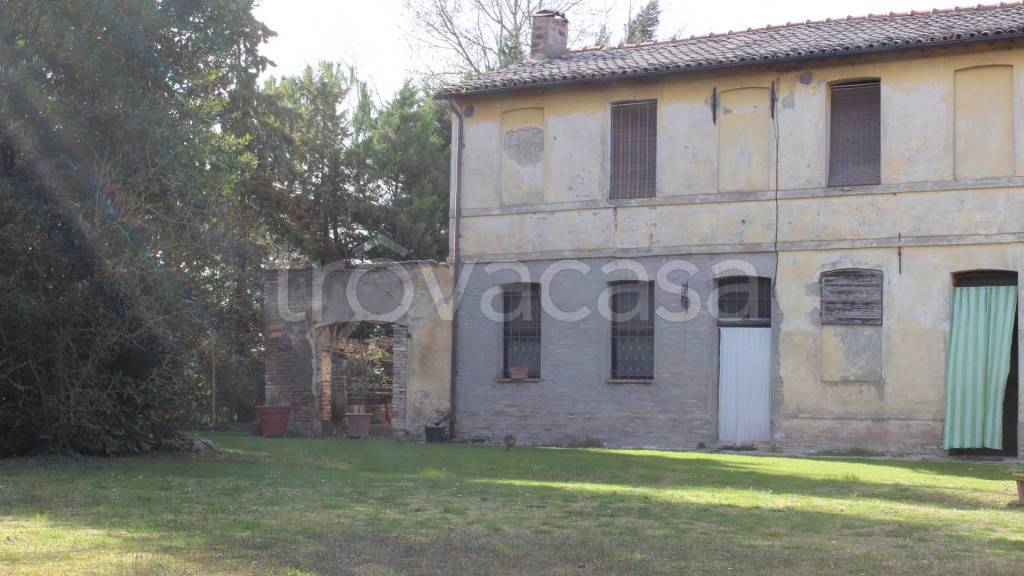 casa indipendente in vendita a Forlì in zona Roncadello