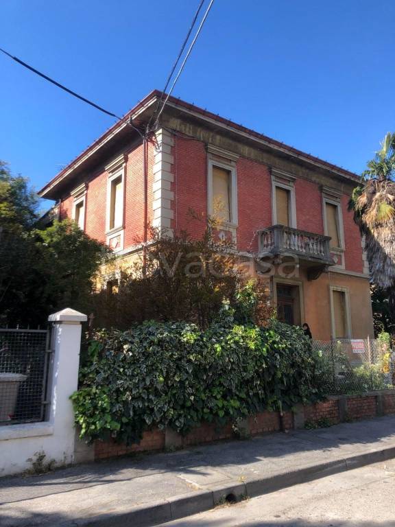 casa indipendente in vendita a Forlì in zona Musicisti / Grandi Italiani