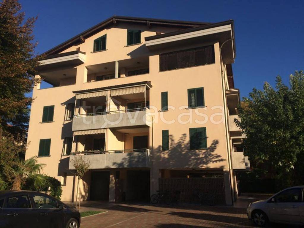 appartamento in vendita a Forlì in zona Quattro