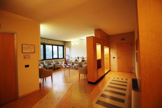 ufficio in vendita a Forlì