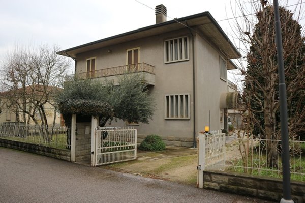 casa indipendente in vendita a Forlì in zona Villafranca di Forlì