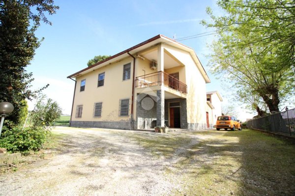 casa indipendente in vendita a Forlì in zona San Lorenzo in Noceto