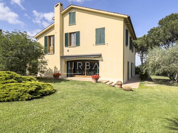 casa indipendente in vendita a Forlì in zona Ravaldino in Monte