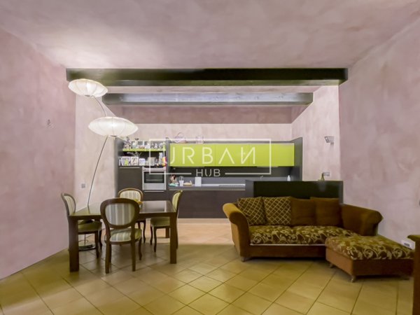 casa indipendente in vendita a Forlì in zona Centro Storico