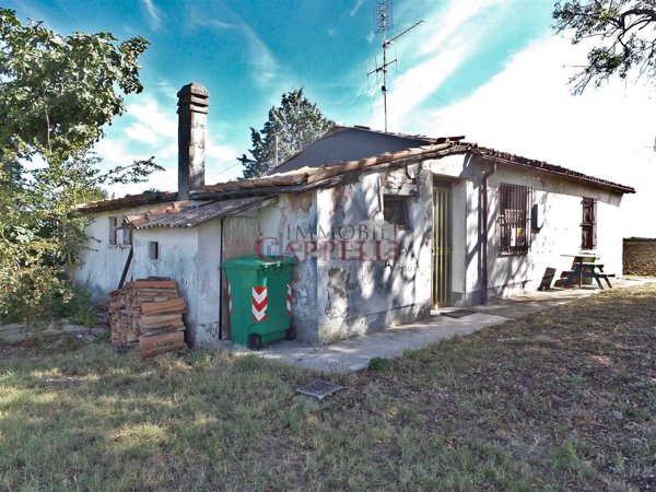 casa indipendente in vendita a Forlì