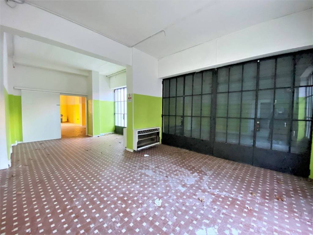 negozio in vendita a Forlì