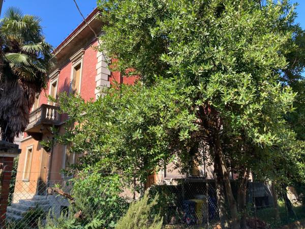 casa indipendente in vendita a Forlì in zona Quattro