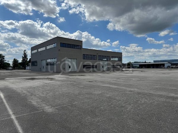 terreno edificabile in vendita a Forlì in zona Industriale Selva