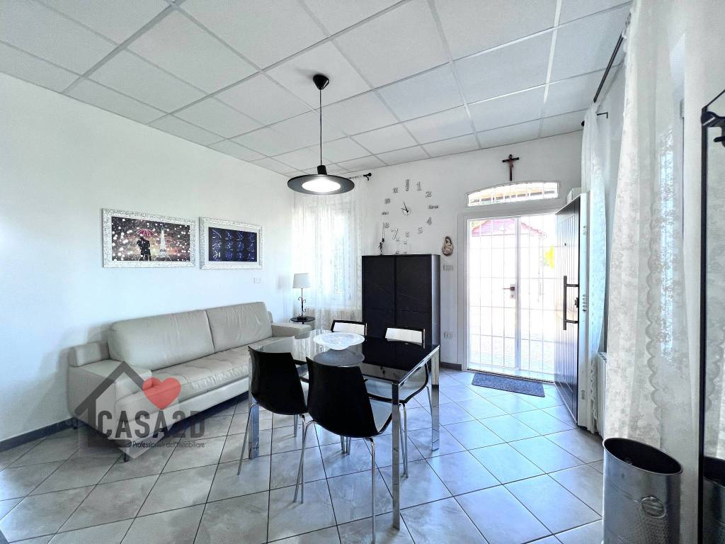 casa indipendente in vendita a Forlì in zona Roncadello