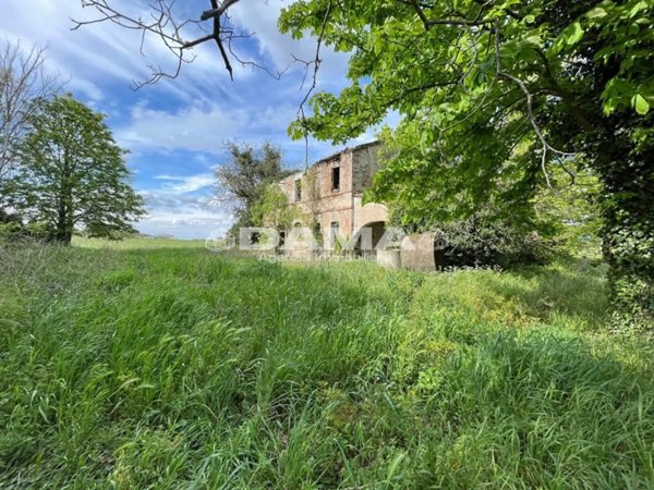 casa indipendente in vendita a Forlì in zona Vecchiazzano