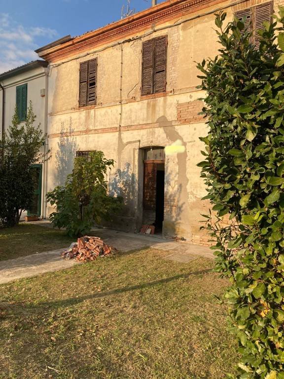 casale in vendita a Forlì in zona Malmissole