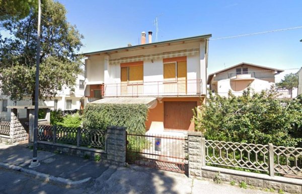 casa indipendente in vendita a Forlì in zona Ronco