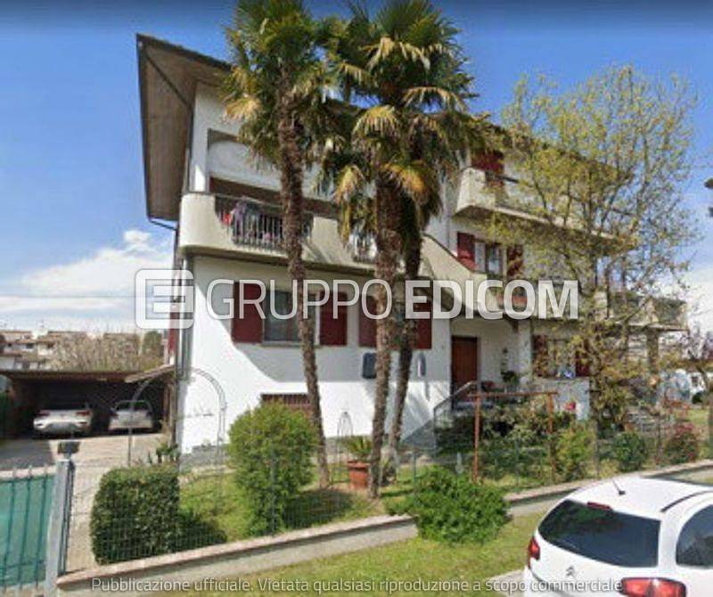 appartamento in vendita a Forlì in zona Romiti