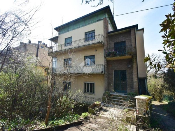 intera palazzina in vendita a Forlì in zona Cà Ossi