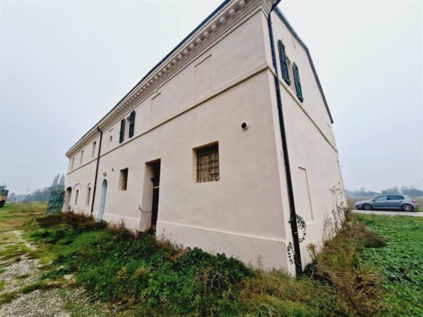 casa indipendente in vendita a Forlì in zona Malmissole