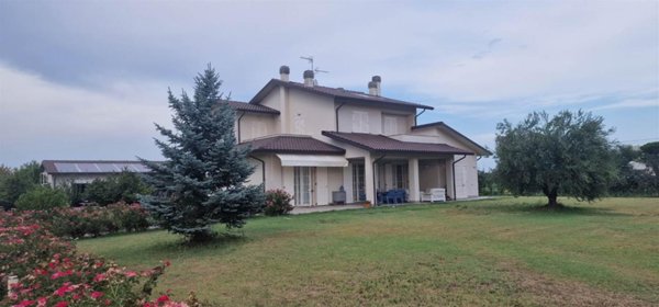 casa indipendente in vendita a Forlì in zona San Martino in Strada