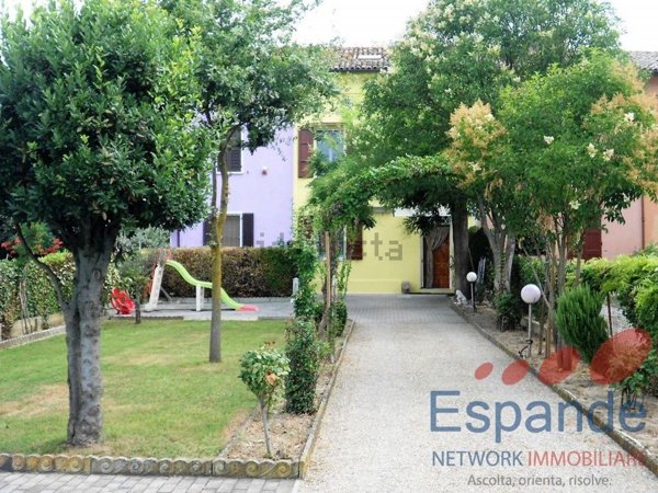 casa indipendente in vendita a Forlì in zona Pievequinta