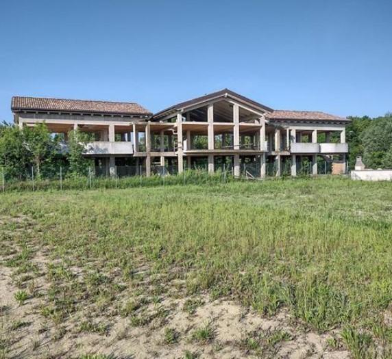 terreno edificabile in vendita a Forlì