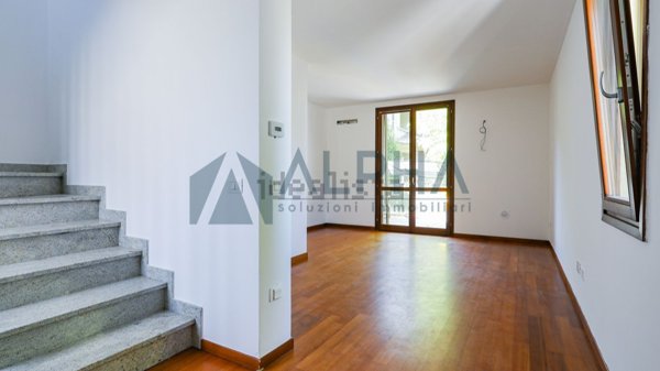 casa indipendente in vendita a Forlì in zona Villafranca di Forlì