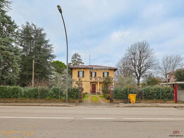 casa indipendente in vendita a Forlì in zona San Martino in Strada