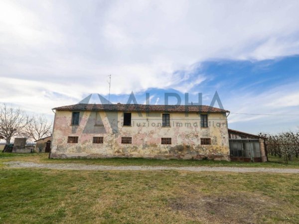 casa indipendente in vendita a Forlì in zona Villanova
