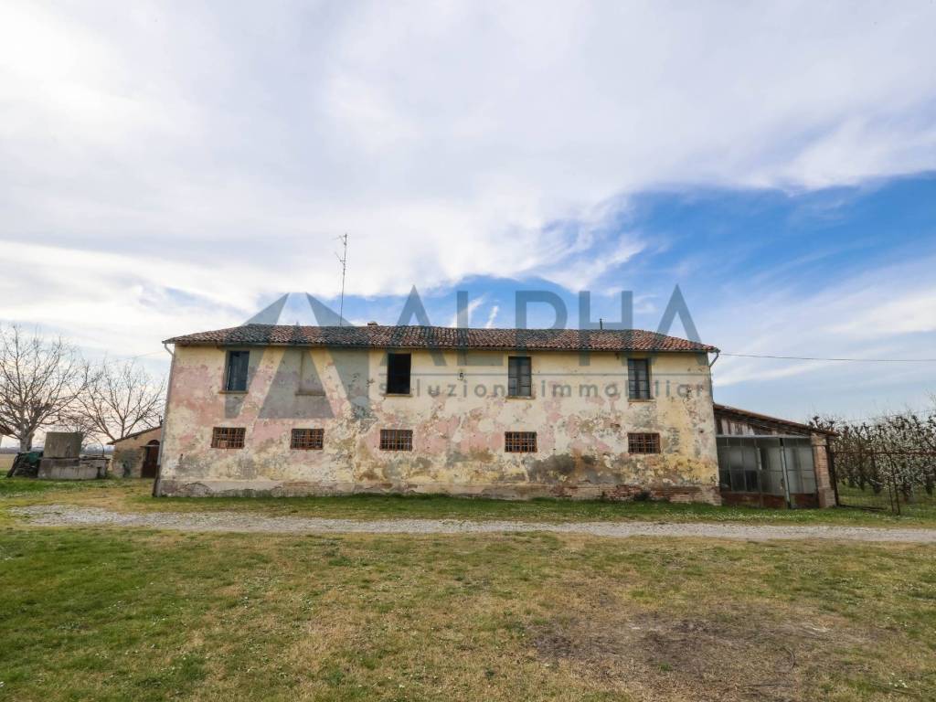 casa indipendente in vendita a Forlì in zona Villanova