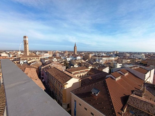 appartamento in vendita a Forlì in zona Centro Storico