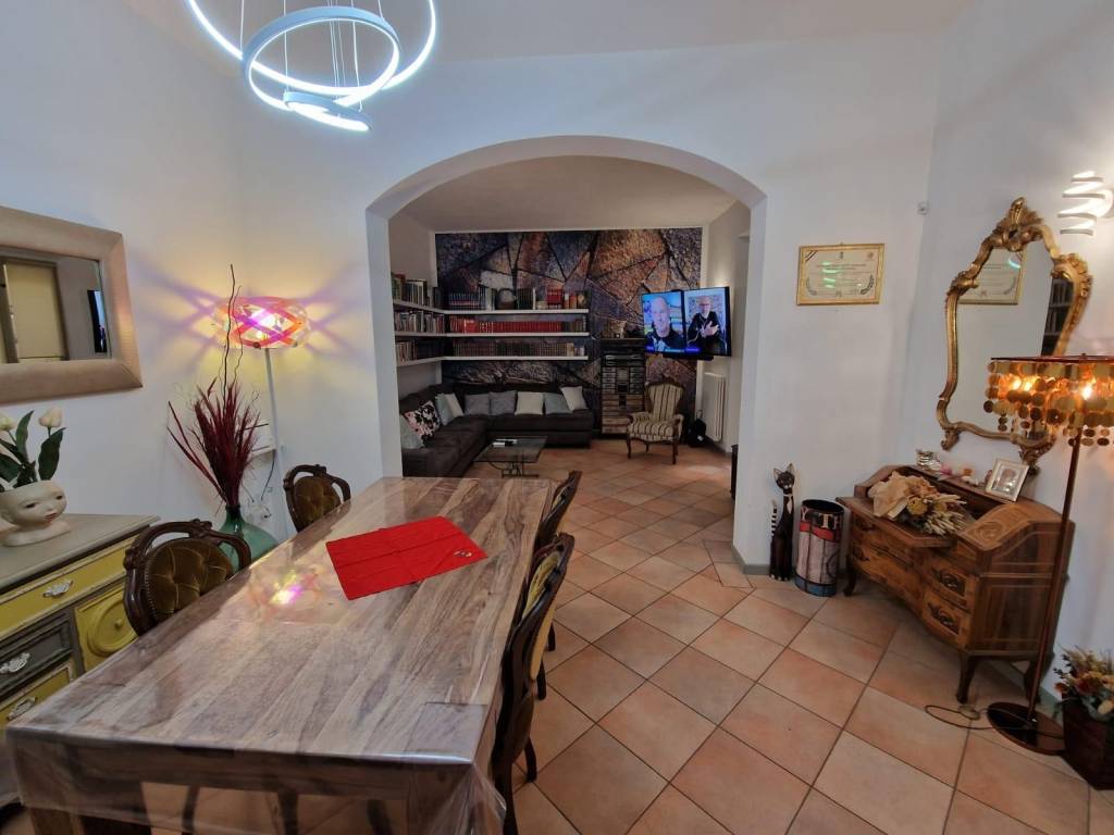 casa indipendente in vendita a Forlì in zona Centro Storico