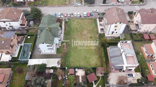 terreno edificabile in vendita a Forlì