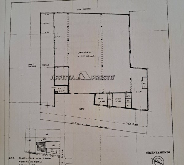 locale commerciale in vendita a Forlì