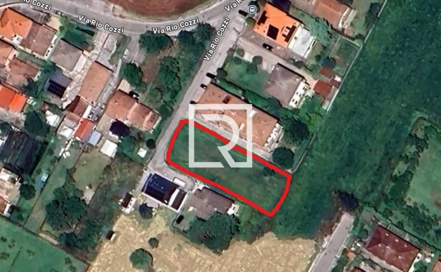 terreno edificabile in vendita a Forlì in zona Villanova