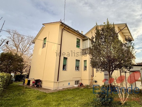 casa indipendente in vendita a Forlì in zona Cà Ossi